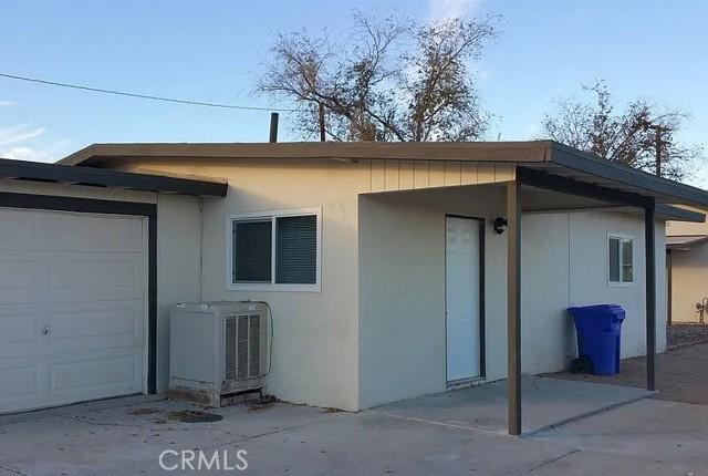 Osage Road, Apple Valley, California 92308