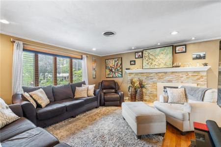 18 Magnolia Lane, Coventry, RI 02816, USA