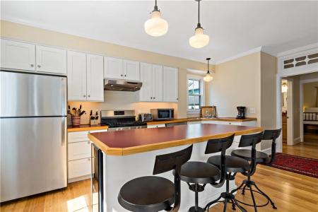 6 Gladding Court 1, Newport, RI 02840, USA