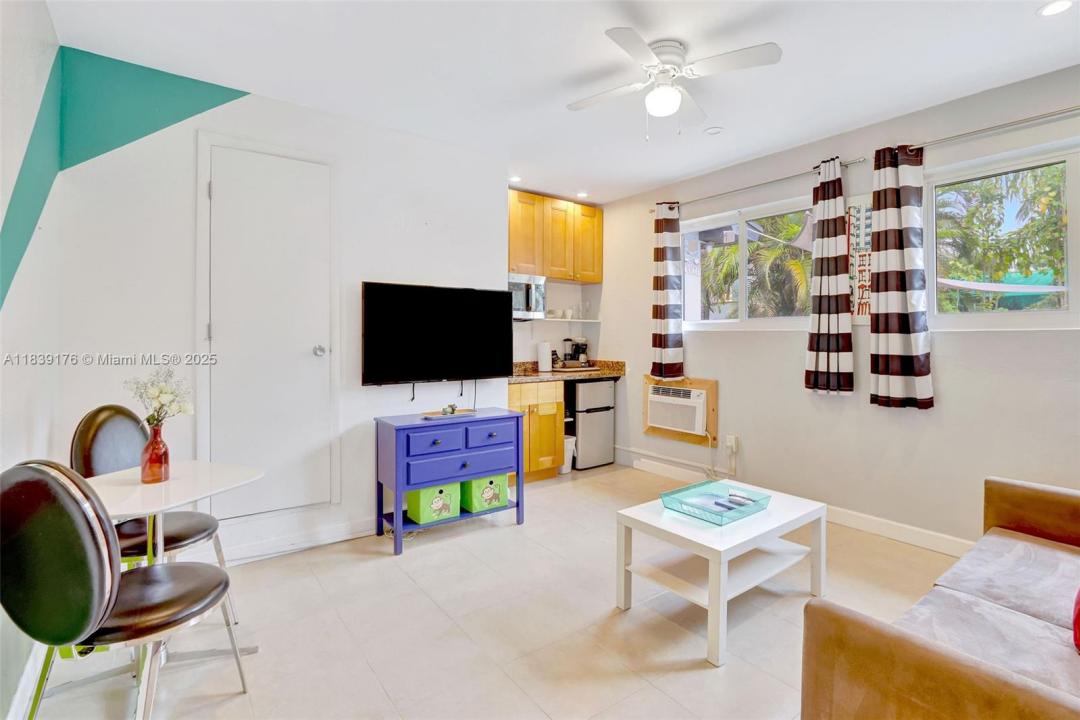 320 Hendricks Isle 4, Fort Lauderdale, Floryda 33301, USA