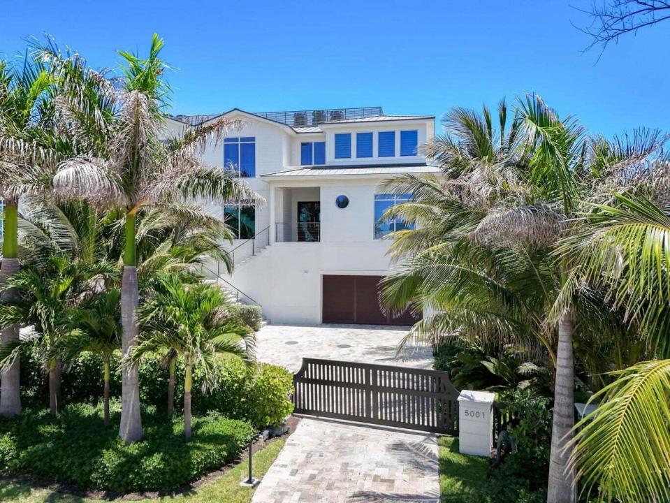5001 Old Ocean Boulevard, Marcil Estate - The Yacht House, Ocean Ridge, Florida 33435