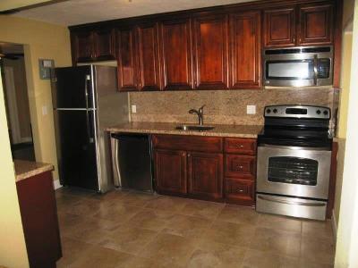 240 NE 55 STREET, Oakland Park, 佛羅里達州 33334, 美國