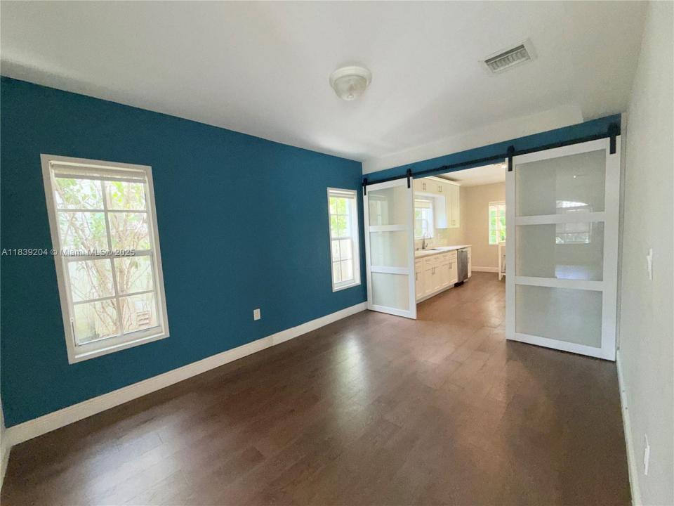 832 Wallace Street, Coral Gables, Florida 33134