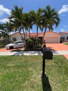 13930 SW 16th Ter, Miami, Florida 33175, USA