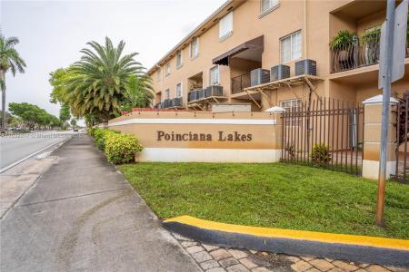 17425 NW 75th Pl 101, Hialeah, Florida 33015, USA
