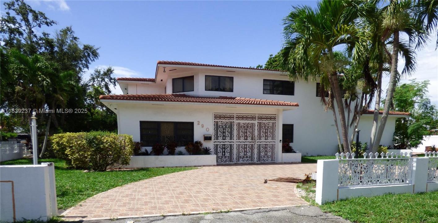 290 NE 108th St, Miami, Flórida 33161, Estados Unidos