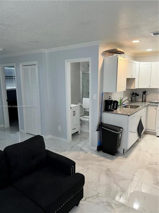 2240 Simms St, Hollywood, Florida 33020, Estados Unidos