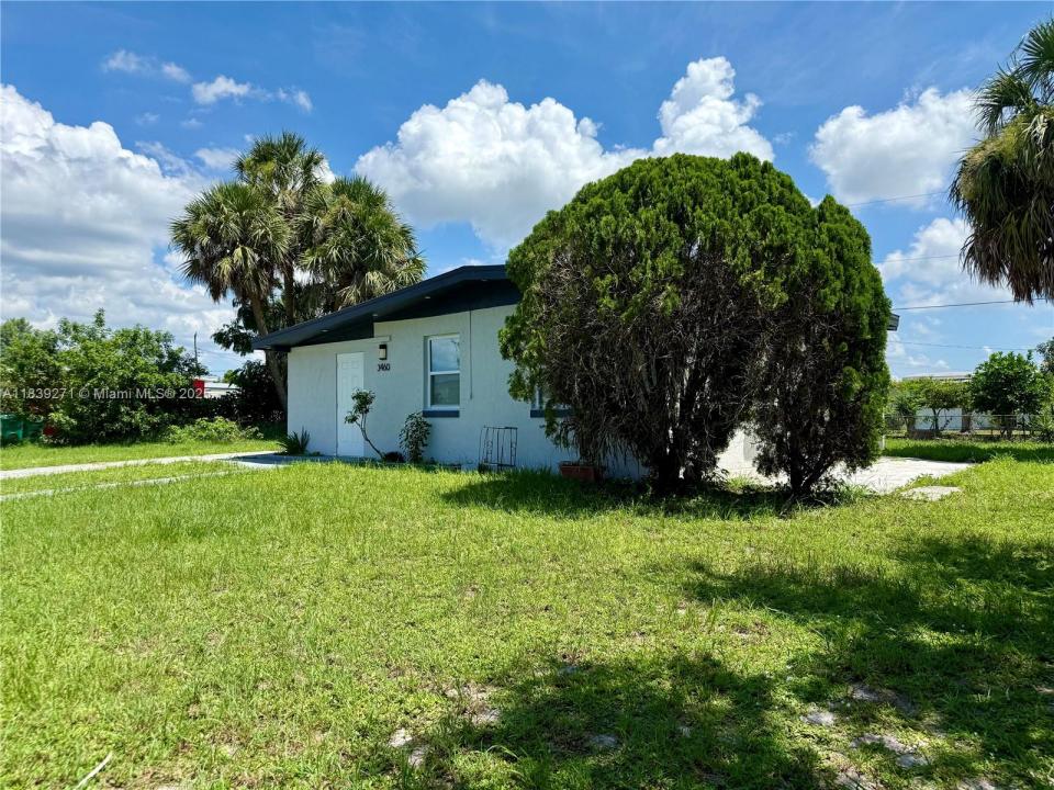 3460 Normandy Dr, Port Charlotte, Florida 33952