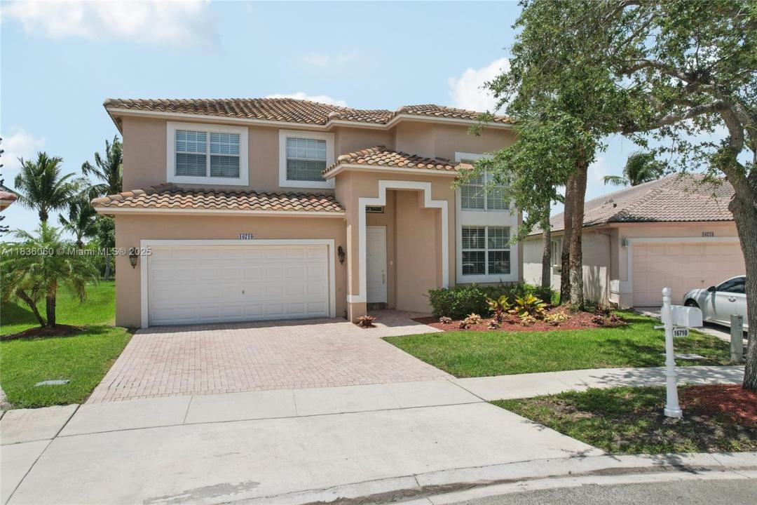 16710 NW 12th St 0, Pembroke Pines, Florida 33028, Estados Unidos