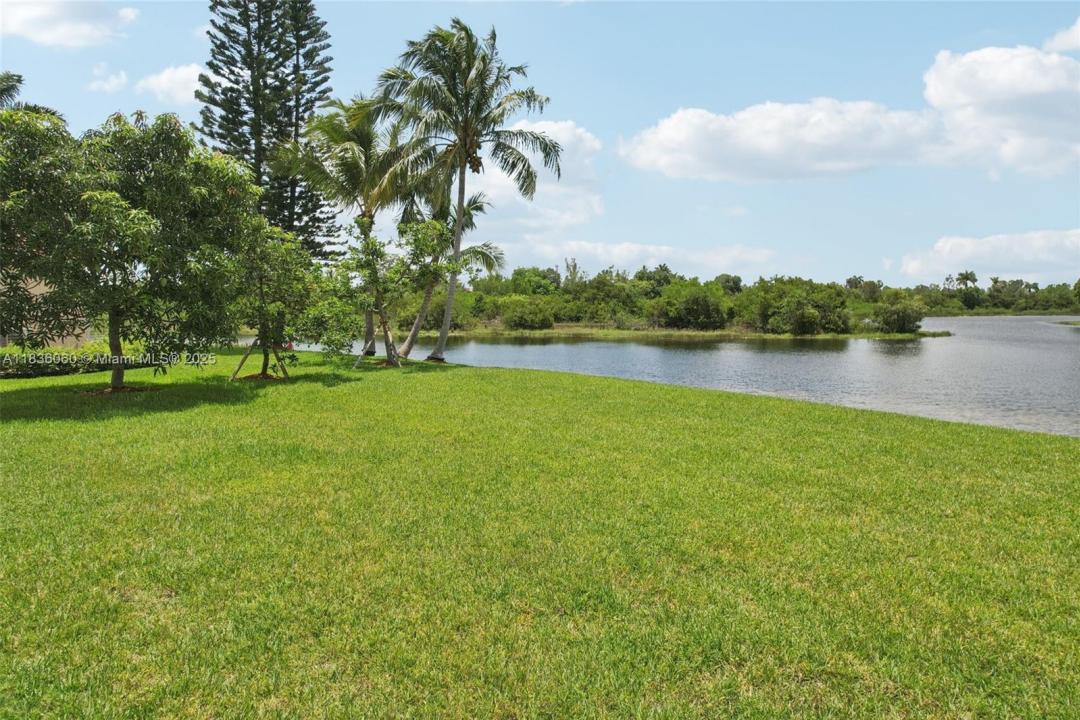 16710 NW 12th St 0, Pembroke Pines, Florida 33028, Estados Unidos
