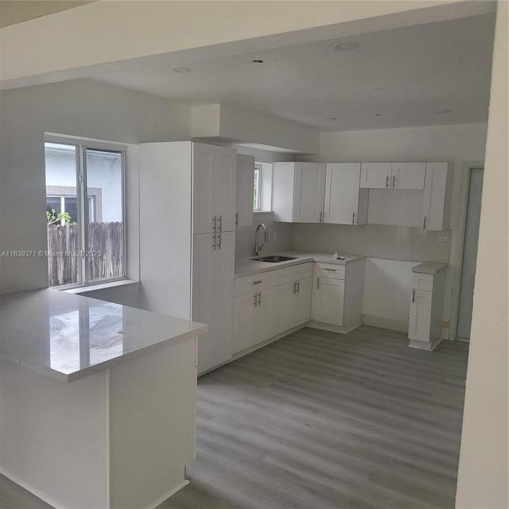 511 NE 131st St, North Miami, Florida 33161, HOA KỲ