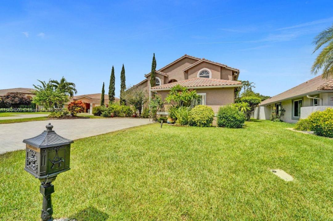 9940 SW 4th St, Plantation, 佛罗里达州 33324, 美国