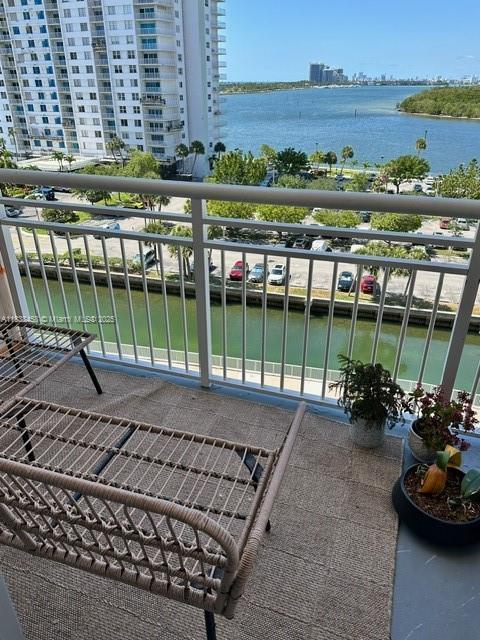 400 S Kings Point Dr 806, Sunny Isles Beach, Floride 33160, États-Unis