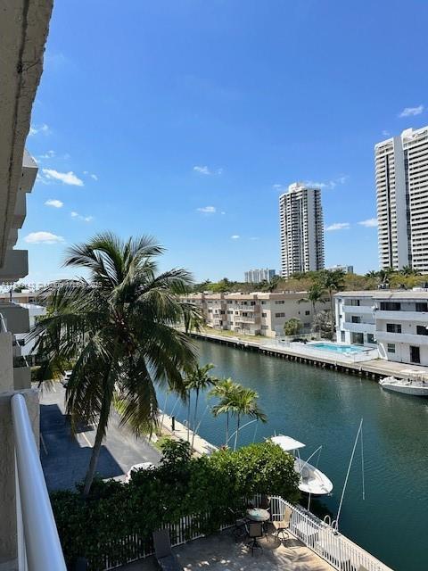 3601 NE 170th St 406, North Miami Beach, Florida 33160
