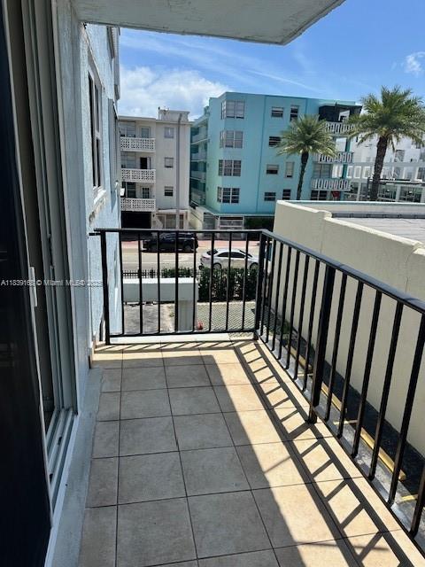 720 Collins Ave 310, Miami Beach, Florida 33139