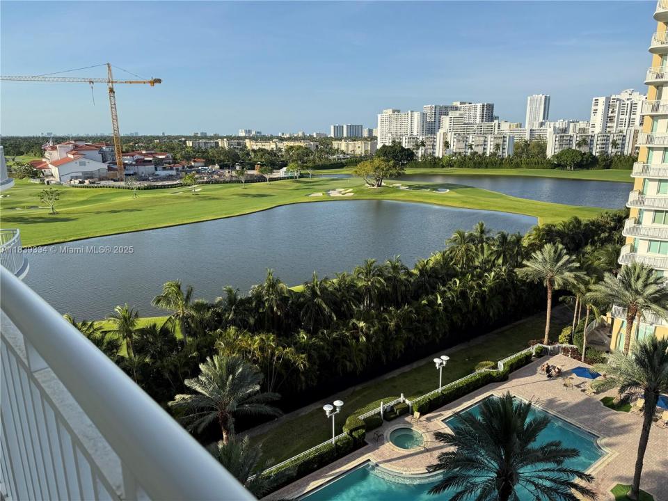 1745 E Hallandale Beach Blvd 804W, Hallandale Beach, Florida 33009, Amerika Birleşik Devletleri