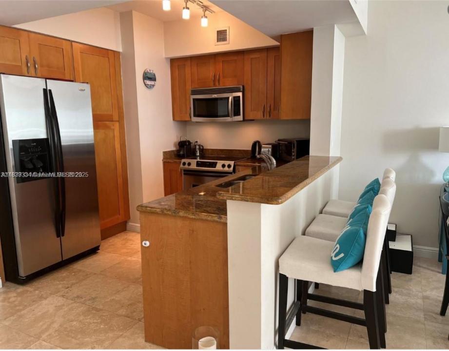 1745 E Hallandale Beach Blvd 804W, Hallandale Beach, Florida 33009, Amerika Birleşik Devletleri