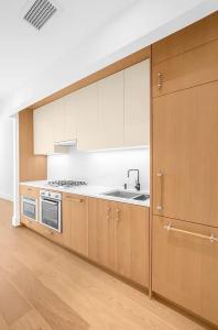 2218 Jackson Avenue, New York, New York 11101