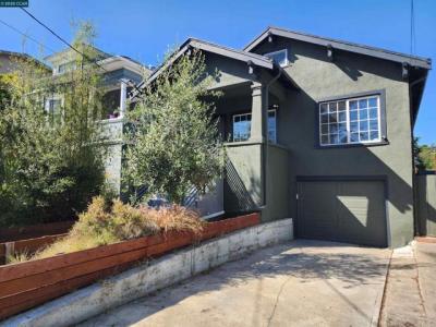 E 24th St, Oakland, Californie 94606, États-Unis