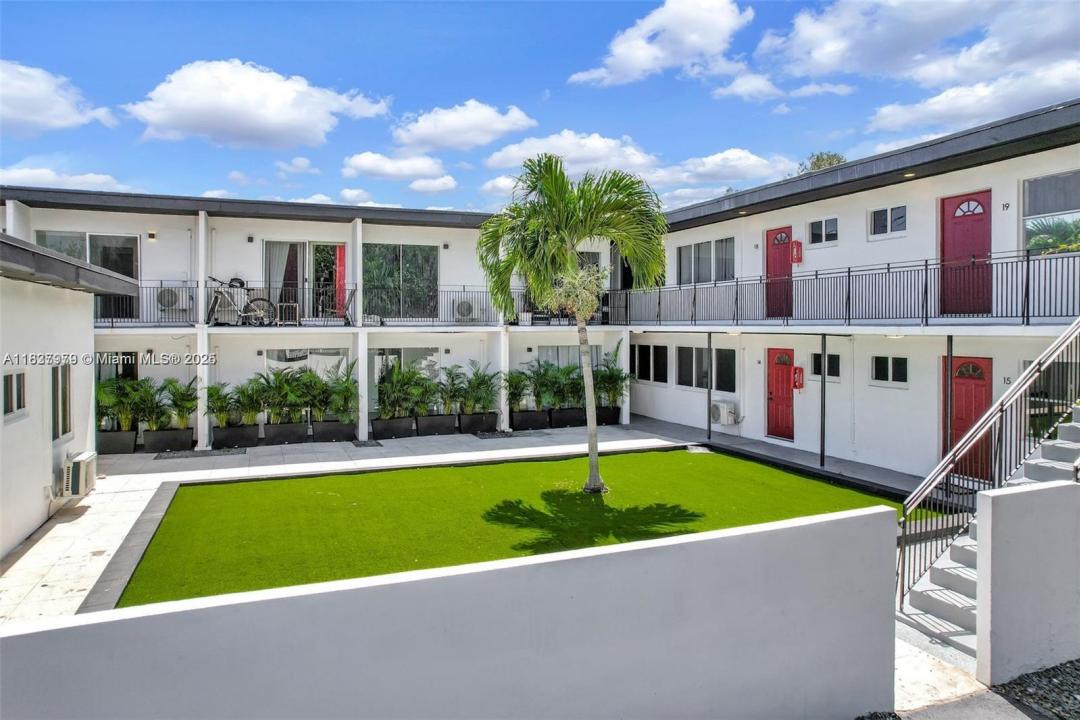 14280 NE 6th Ave, North Miami, Flórida 33161, Estados Unidos