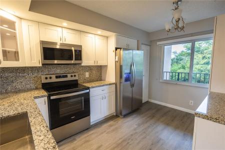 Pembroke Pines, Florida 33027, USA