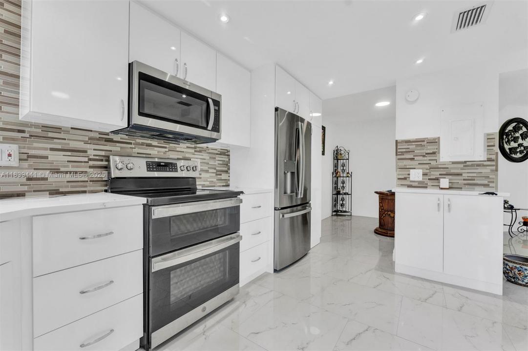3661 Via Poinciana 206, Lake Worth, Flórida 33467, Estados Unidos