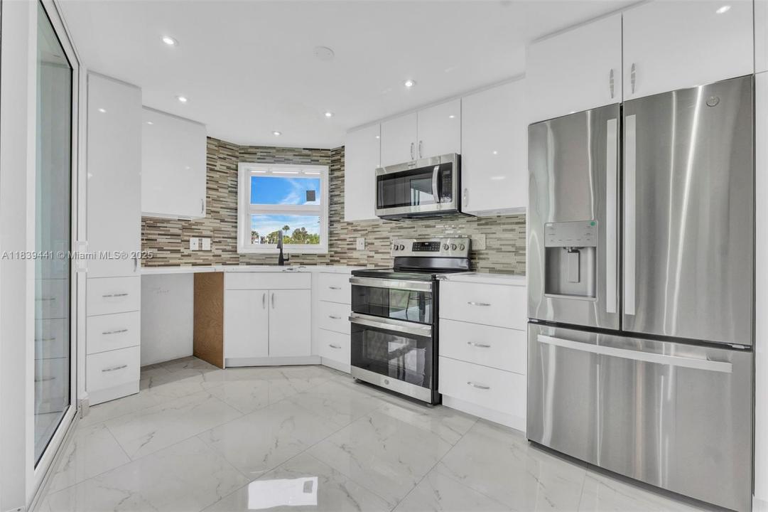 3661 Via Poinciana 206, Lake Worth, Flórida 33467, Estados Unidos