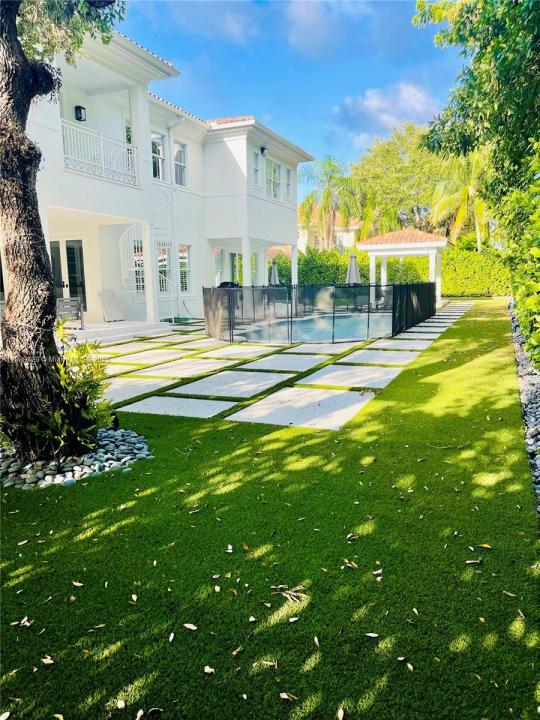 680 Destacada Ave, Coral Gables, Florida 33156