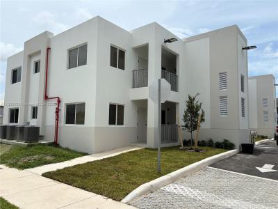 310 E 7th St 101-204, Hialeah, Florida 33010, USA