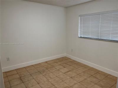 61 W 23rd St 104, Hialeah, Florida 33010, USA
