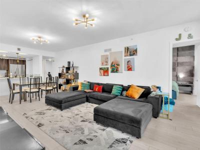 488 NE 18th St 2309, Miami, Florida 33132, USA