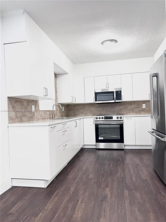 5751 SW 2nd Ter, Miami, Florida 33144, Amerika Birleşik Devletleri