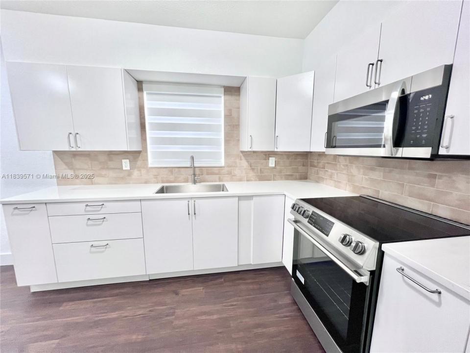 5751 SW 2nd Ter, Miami, Florida 33144, Amerika Birleşik Devletleri