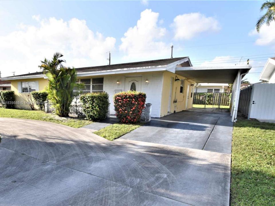 Pembroke Pines, Florida 33024, HOA KỲ