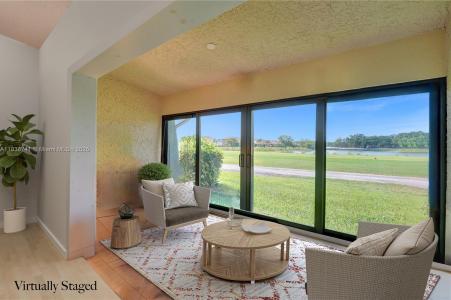8406 NW 78th Ct, Tamarac, Florida 33321, USA