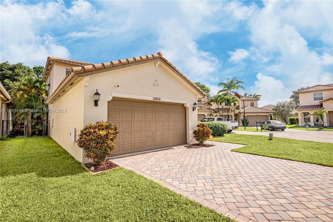 10608 NW 36th St, Coral Springs, Florida 33065