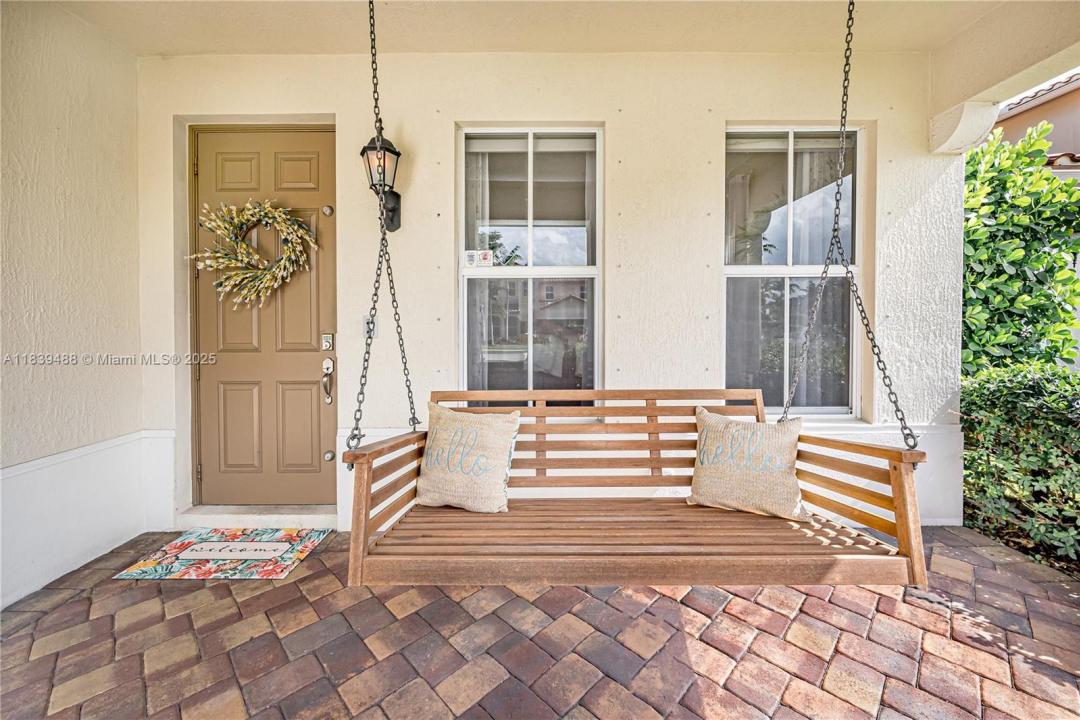 10608 NW 36th St, Coral Springs, Florida 33065