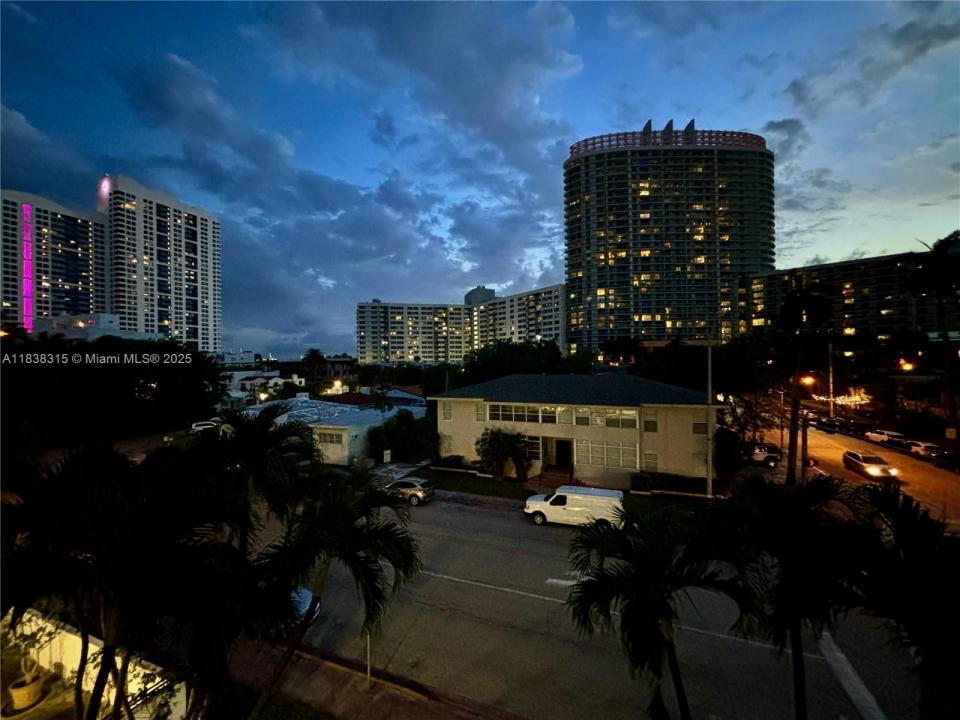 1455 West Ave 403, Miami Beach, Florida 33139, HOA KỲ