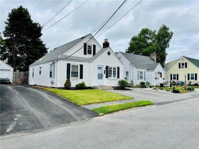 74 Leslie Street, Cranston, Rhode Island 02910, États-Unis