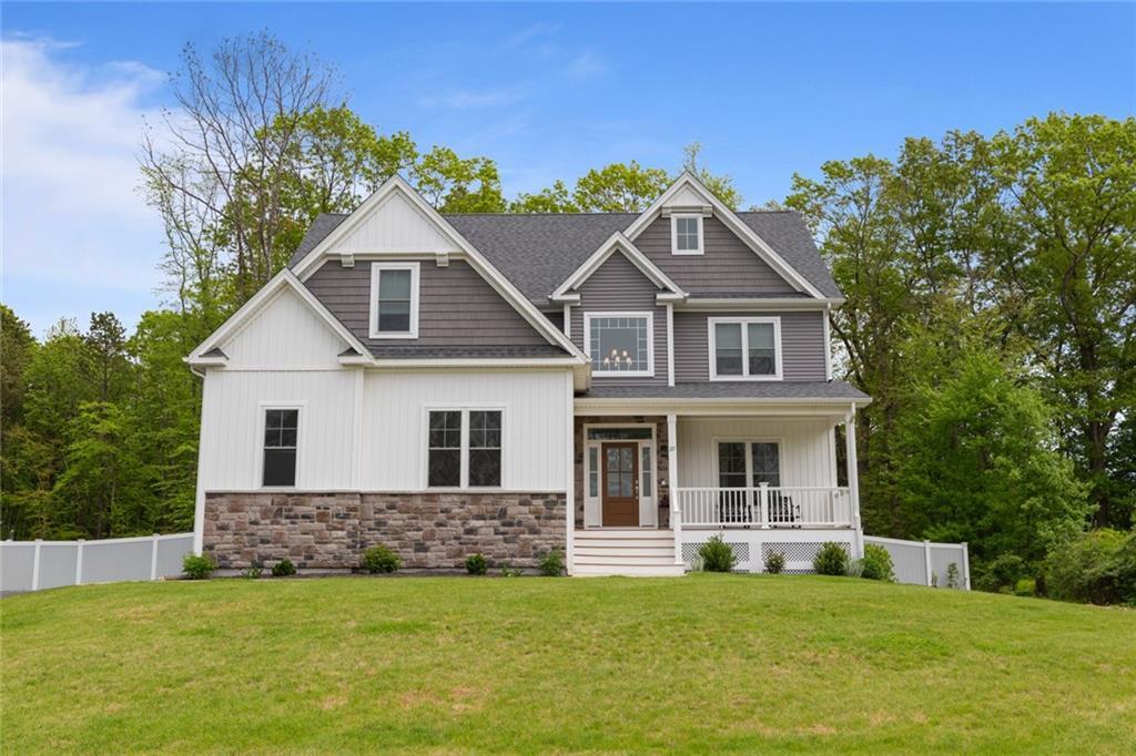 25 Kristin Drive, Cranston, Rhode Island 02921