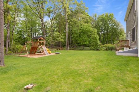 25 Kristin Drive, Cranston, Rhode Island 02921