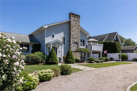 16 Central Street, Charlestown, Rhode Island 02813, Estados Unidos