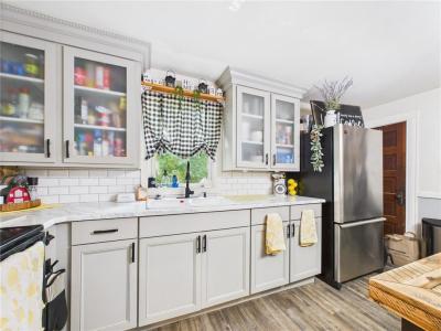 54 Arthur Street, West Warwick, 로드아일랜드 02893, 미국
