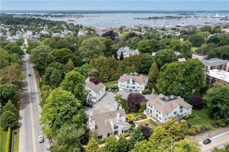 421 Bellevue Avenue 3C, Newport, RI 02840, USA