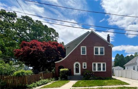 55 Greylock Avenue, Cranston, RI 02910, USA