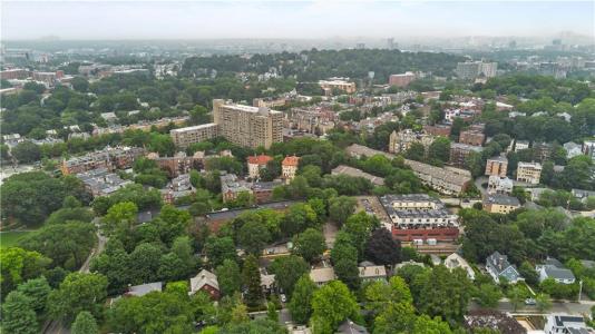 333 Clark Road, Brookline, Massachusetts 02445, Stati Uniti