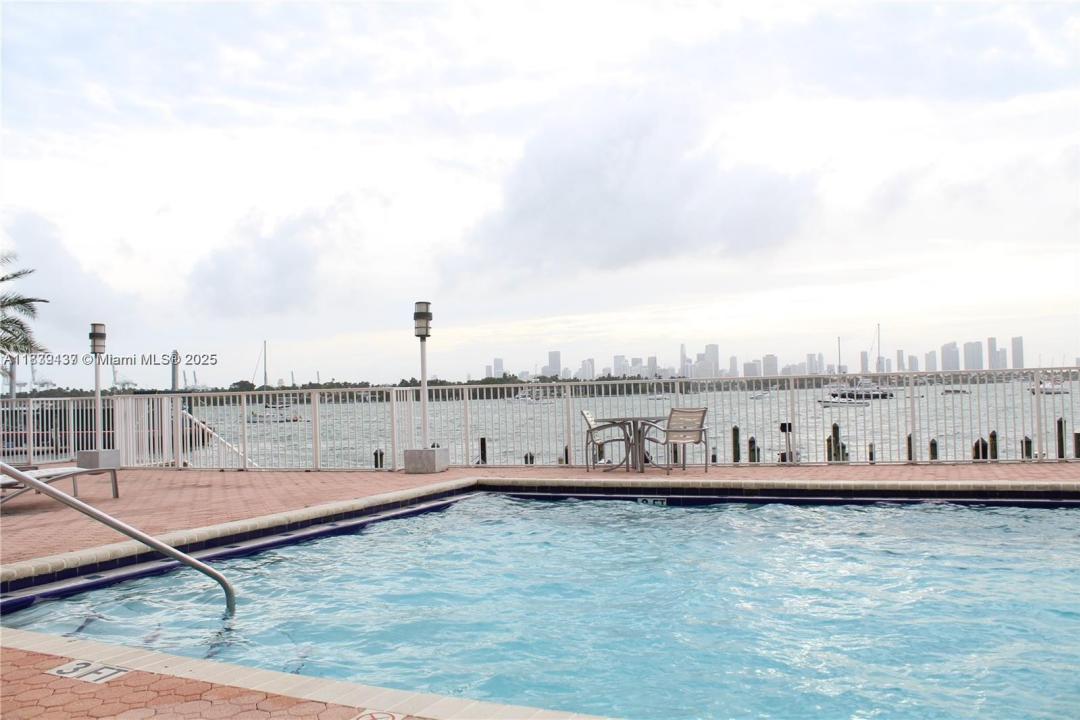 1228 West Ave 911, Miami Beach, Flórida 33139, Estados Unidos
