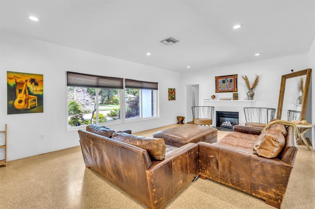 400 NE 2nd St, Old Pompano, Pompano Beach, Florida 33060