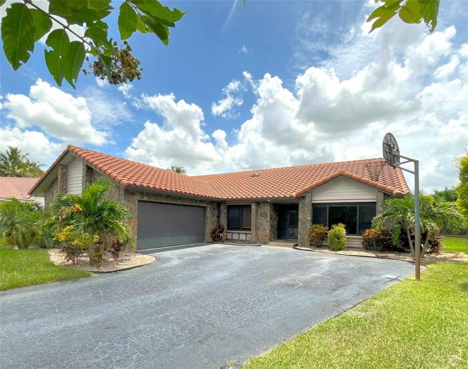 10836 NW 7th St, Coral Springs, Florida 33071