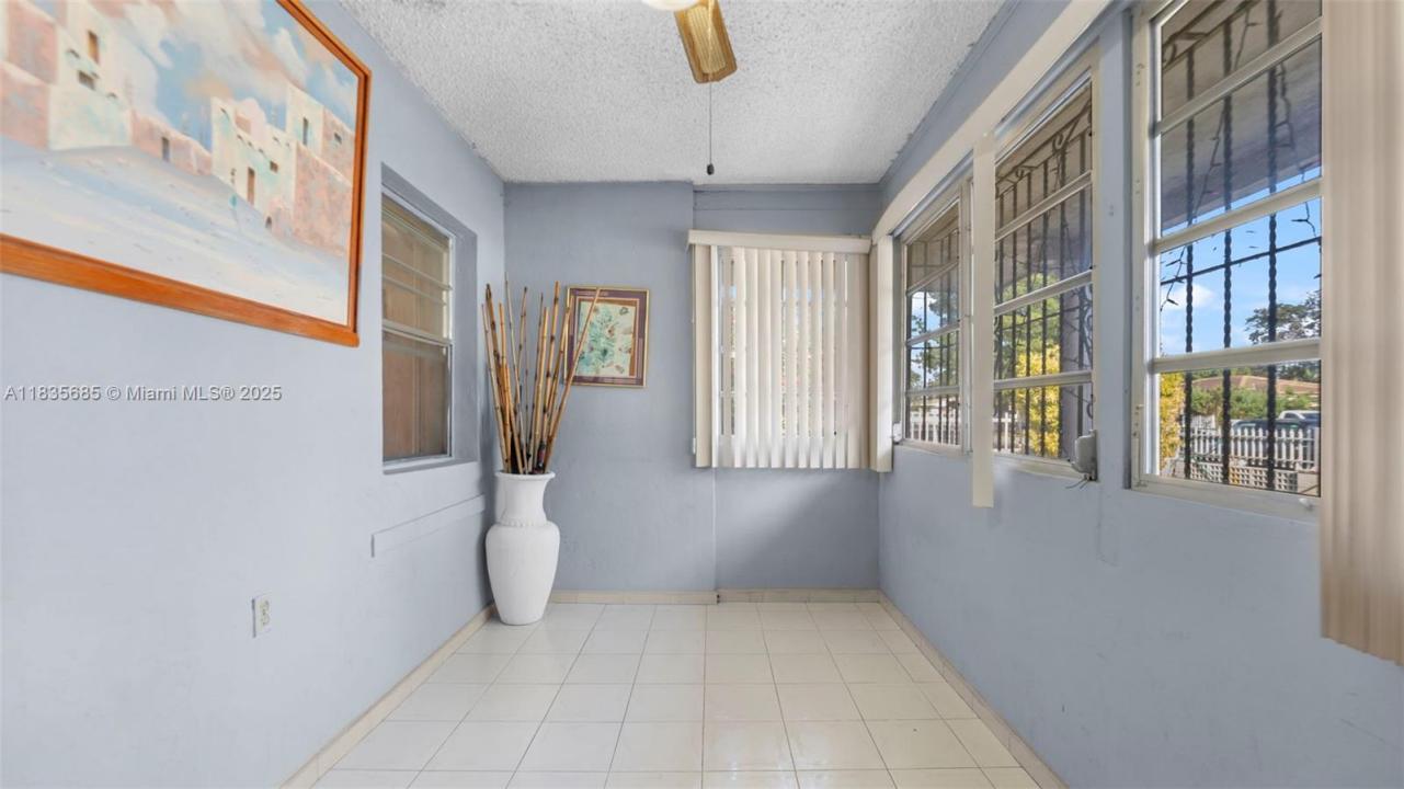 521 SE 5th St, Hialeah, Florida 33010, Amerika Birleşik Devletleri